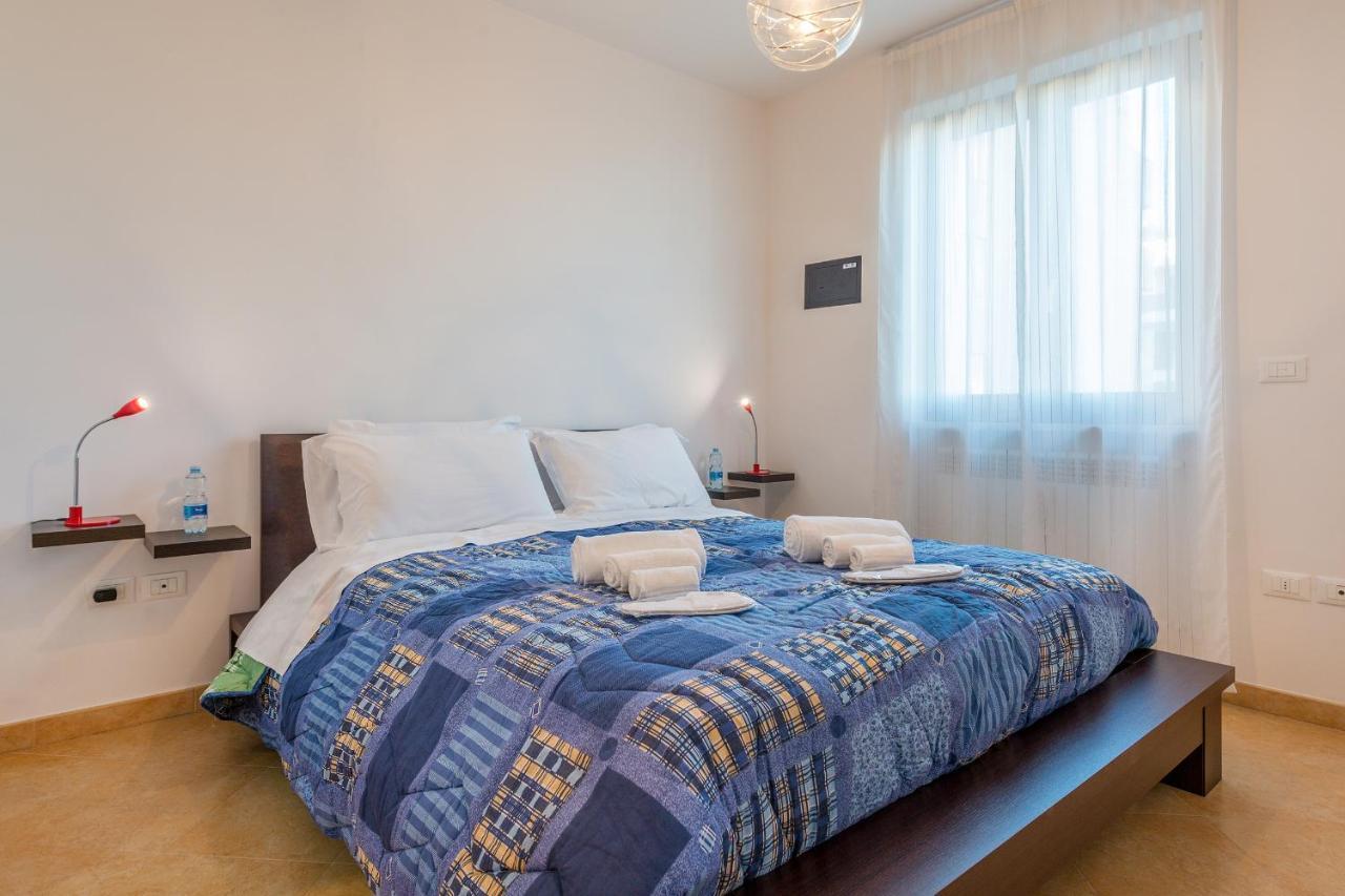 Goodstay Archimede Apartment Лечче Екстер'єр фото
