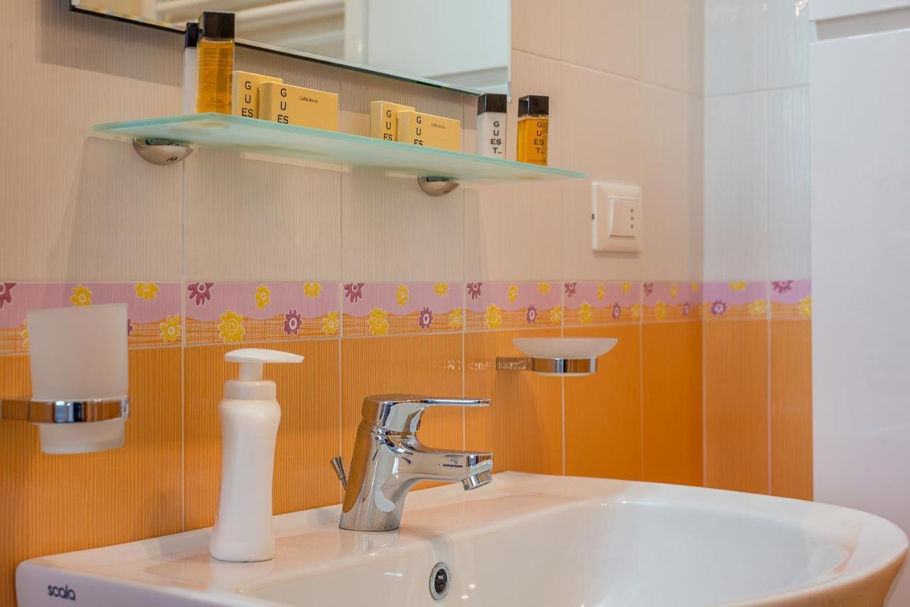 Goodstay Archimede Apartment Лечче Екстер'єр фото