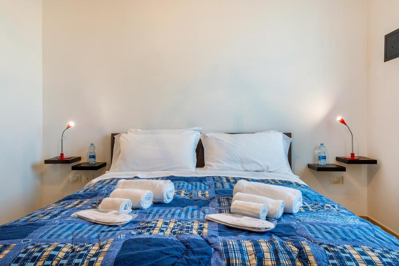 Goodstay Archimede Apartment Лечче Екстер'єр фото